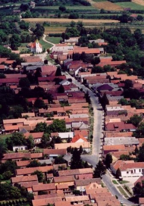  képei